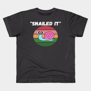 Snailed it 2020 Spirit Animal Funny Snail Slug Lazy Puns Kids T-Shirt